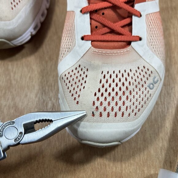 On Running Red and White Athletic Shoes - Picture 3 of 10